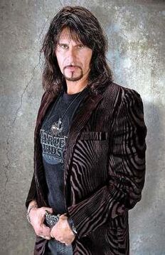 Steve Lee
