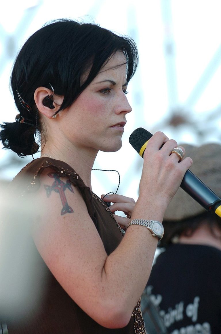 Dolores O’Riordan Dolores O’Riordan